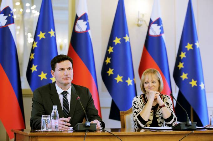 Javna predstavitev kandidata za člana Stalnega arbitraženga sodišča s sedežem v Haagu prof. dr. Jurija Toplaka